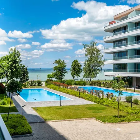 Апартаменты Myflat Wave Azure